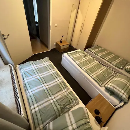 3 Wunderschoene Kornhoff * ناومبورغ