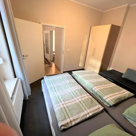 3 Wunderschoene Kornhoff * ناومبورغ