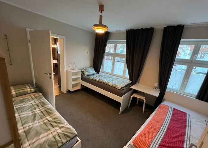 3 Wunderschoene Kornhoff * Naumburg (Saale)