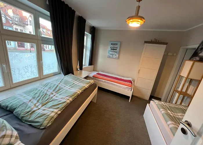 3 Wunderschoene Kornhoff * Naumburg (Saale)