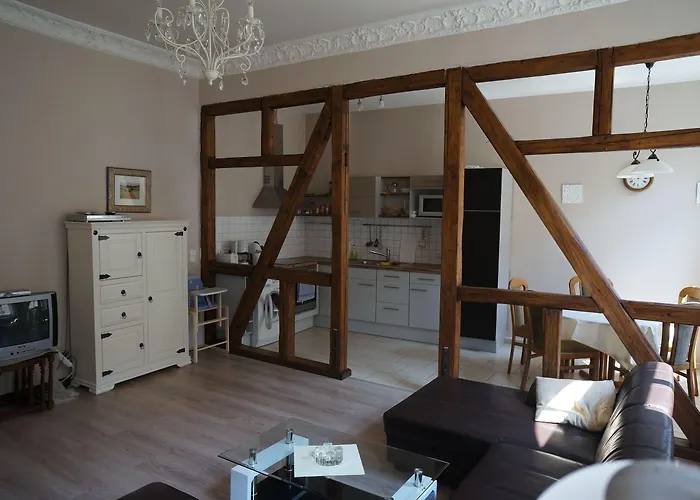 3 Wunderschoene Kornhoff * Naumburg (Saale)