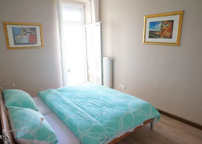 3 Wunderschoene Kornhoff *