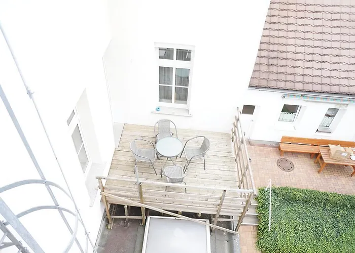 3 Wunderschoene Kornhoff Appartement Naumburg (Saale)